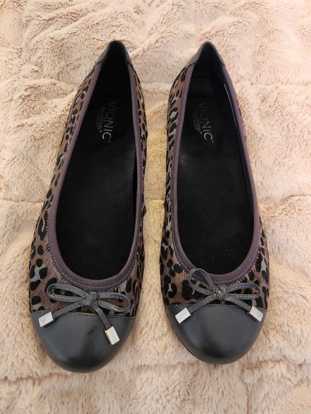 Vionic leopard print ballet flats, Gray, Brown, Bow, Hair, Comfy, Size 9.5, EUC